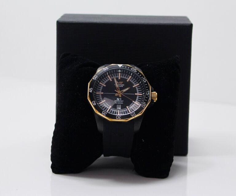 ZEGAREK VOSTOK EUROPE N1 ROCKET