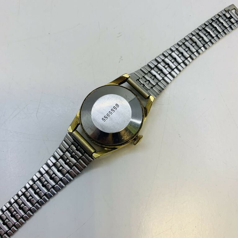 zegarek-damski-zara-typ-nareczny