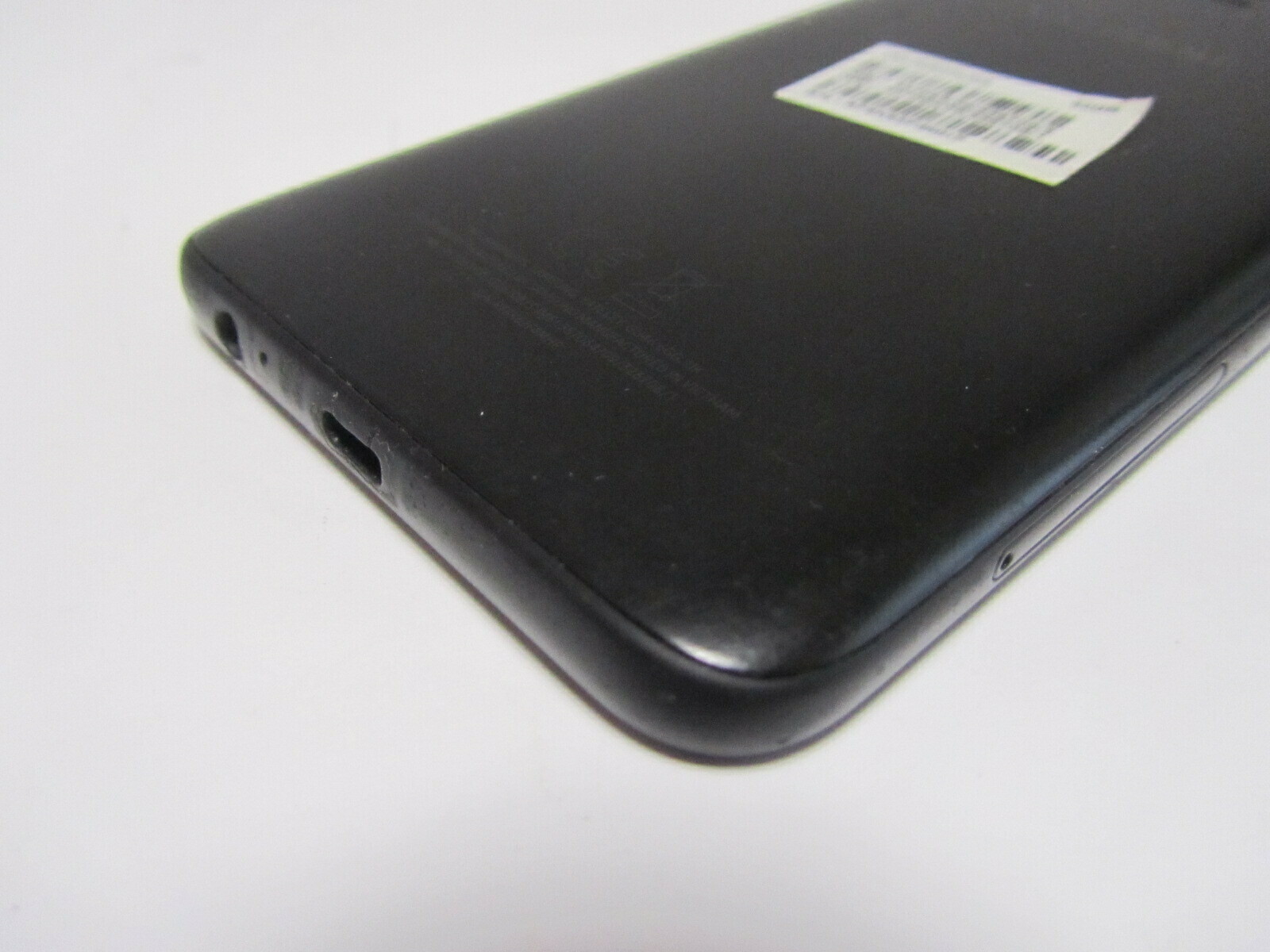 telefon-samsung-galaxy-j6-dual-sim-przekatna-ekranu-56