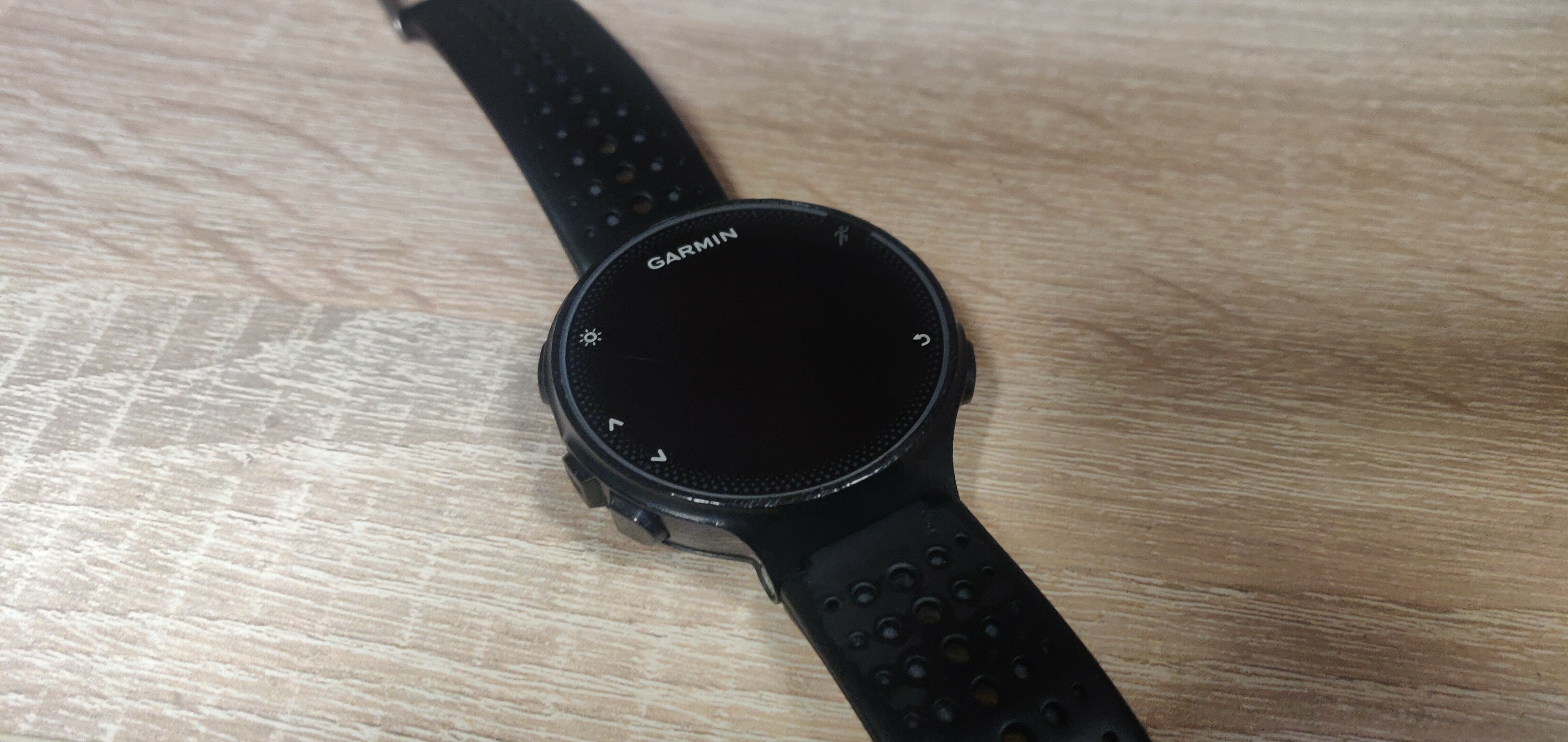 garmin-forerunner-235-pudelko-ladowarka-zobacz-kod-producenta-forerunner-235