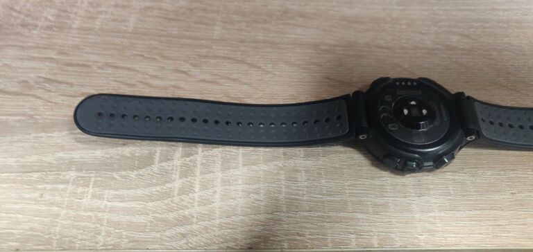 garmin-forerunner-235-pudelko-ladowarka-zobacz-marka-garmin
