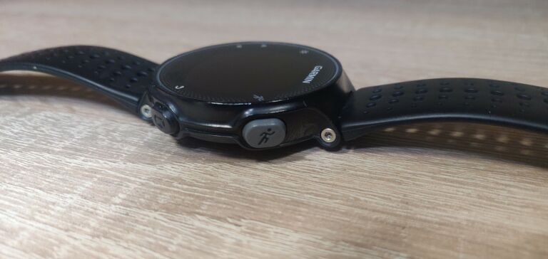 garmin-forerunner-235-pudelko-ladowarka-zobacz-stary-rynek-3-minsk-mazowiecki