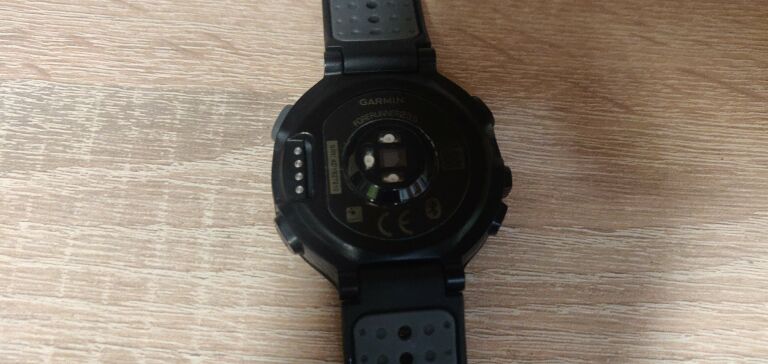 garmin-forerunner-235-pudelko-ladowarka-zobacz-przeznaczenie-bieganie