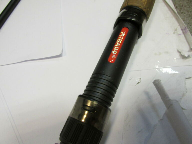 wedka-mikado-almaz-sensi-spin-240-pokrowiec-konstrukcja-wedki-segmentowe