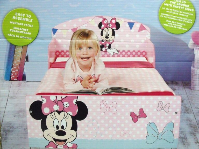 lozko-dzieciece-myszka-minnie-disney-junior-marka-worlds-apart