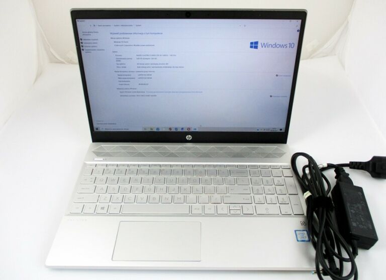 HP PAVILION 15-CS2014NW 15,6/I5/8GB/256GB