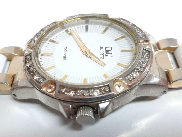 zegarek-qq-damski-stan-uzywany