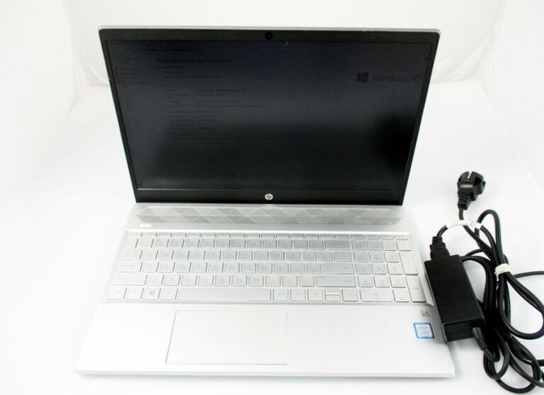 HP PAVILION 15-CS2014NW 15,6/I5/8GB/256GB