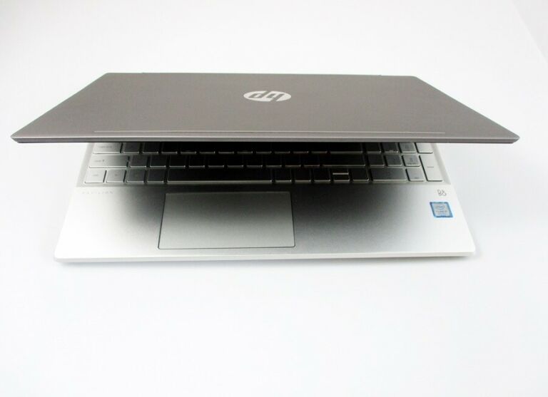 HP PAVILION 15-CS2014NW 15,6/I5/8GB/256GB