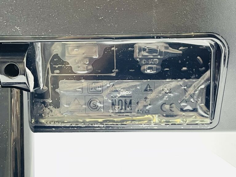 MONITOR BENQ ET-0026-8 22" + KABLE