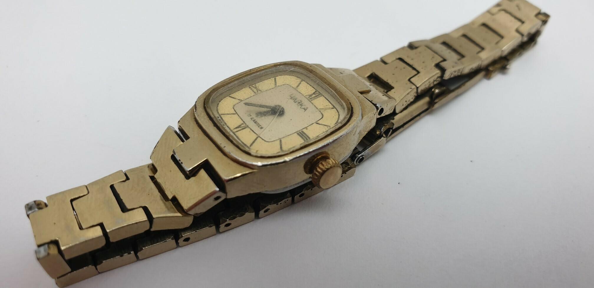 zegarek-czajka-typ-nareczny