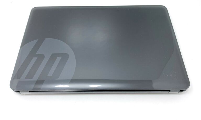 LAPTOP HP 2000 AMD E1-1500 WIN10 4 GB RAM OPIS!