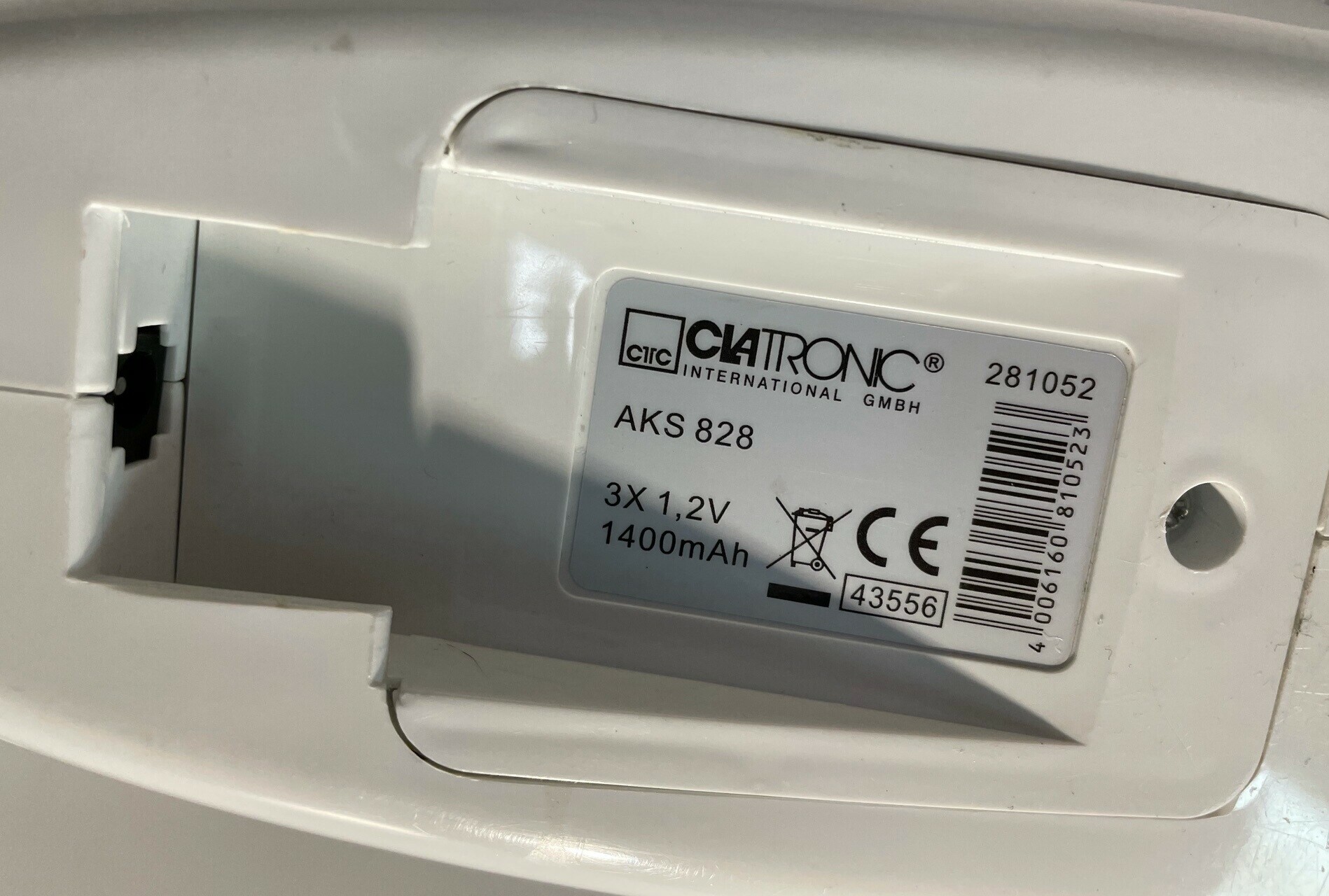 odkurzacz-samochodowy-clatronic-aks-828-stan-uzywany