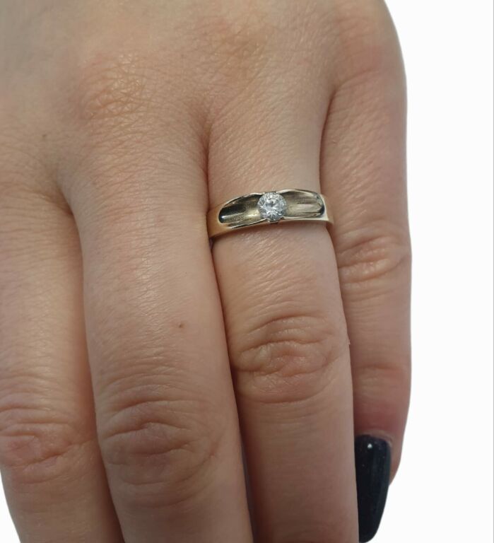 zloty-pierscionek-z-cyrkonia-r15-182g-material-15835-2