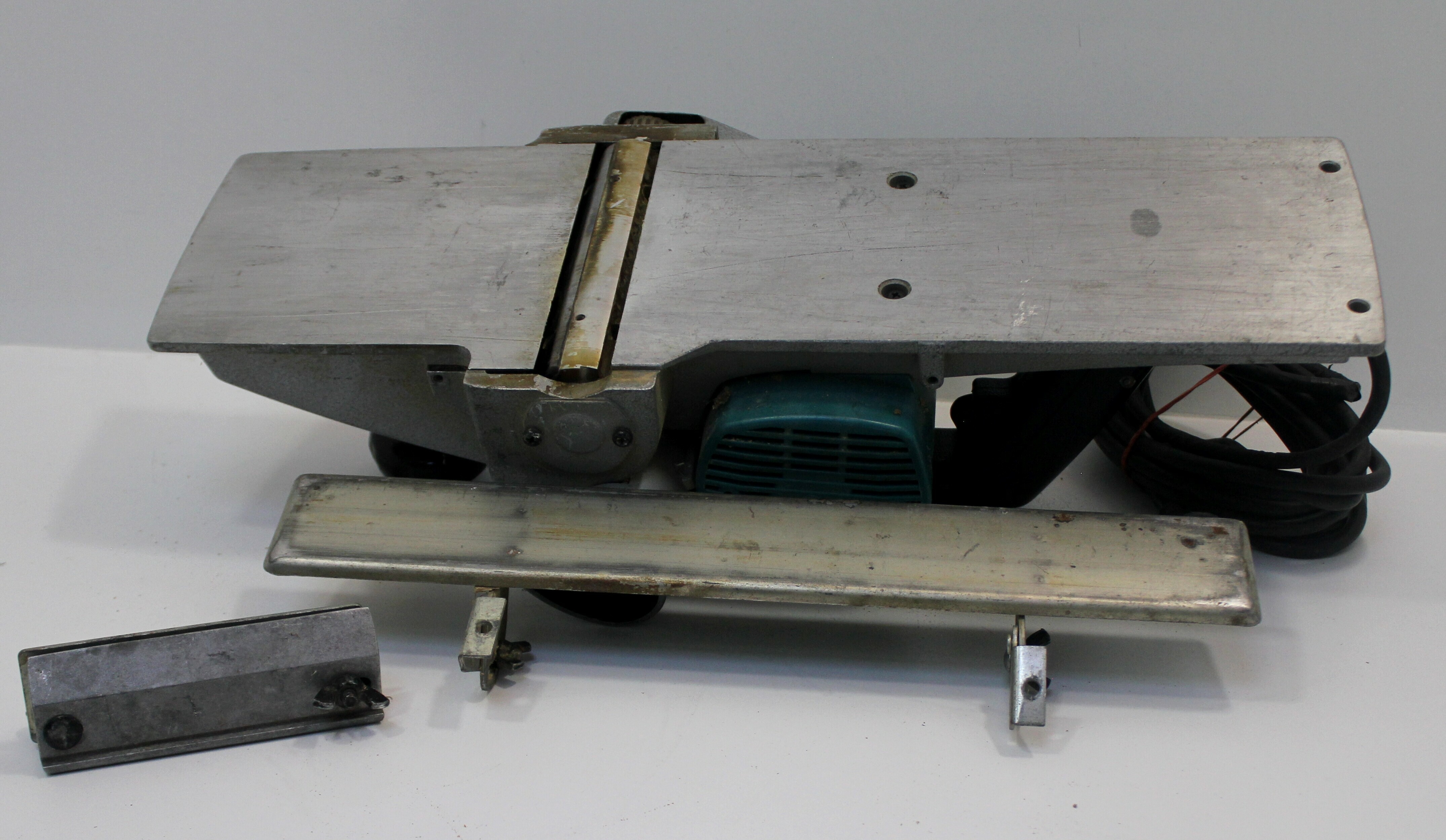 strug-ciesielski-do-drewna-makita-1806b-product-id