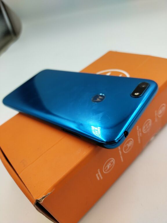 TELEFON MOTOROLA MOTO E6 PLAY !! POLECAMY !!