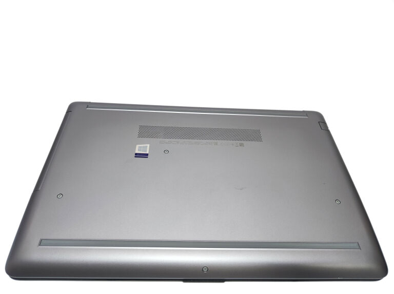 LAPTOP HP 250 G7 I5-1035G1|8GB RAM|256SSD MX110
