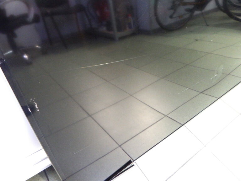TV SAMSUNG UE55KU6470S USZKODZONY