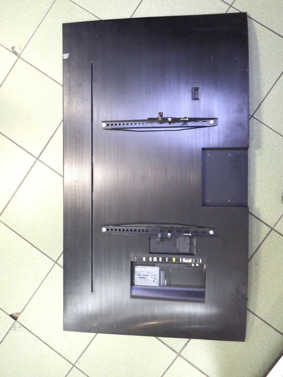 TV SAMSUNG UE55KU6470S USZKODZONY