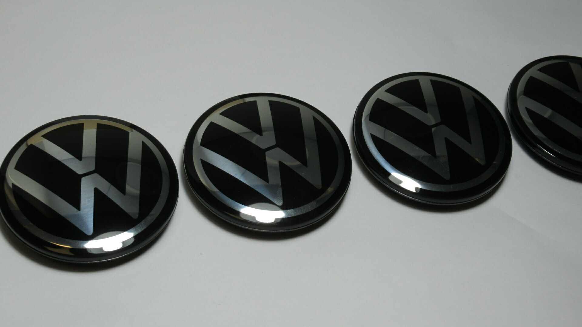 dekielki-oryginalne-vw-4-sztuki-65mm-stan-uzywany