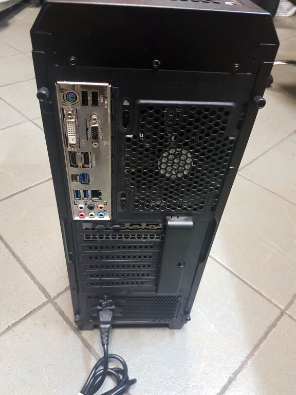 KOMPUTER GAMINGOWY I5/500GB SSD/16GB RAM/GTX 1660