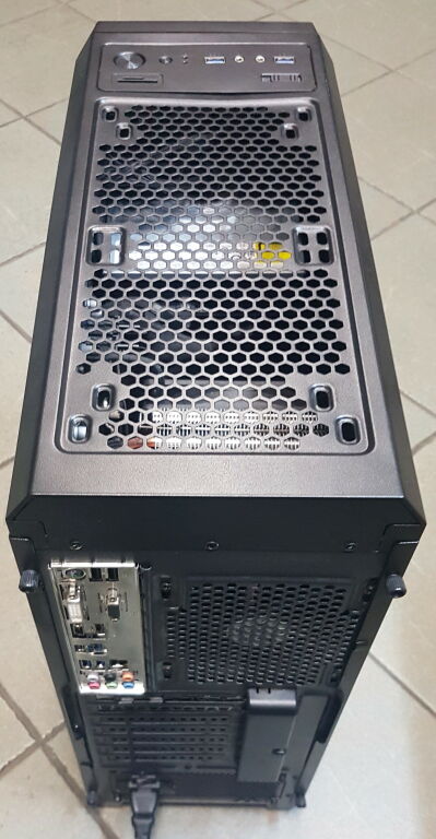 KOMPUTER GAMINGOWY I5/500GB SSD/16GB RAM/GTX 1660