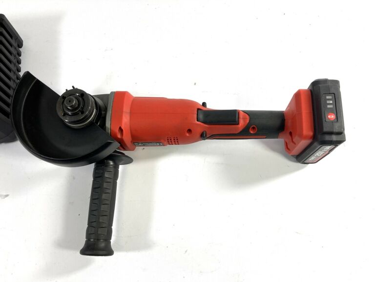 szlifierka-akumulatorowa-ferm-agm1126-20v-125mm-product-id