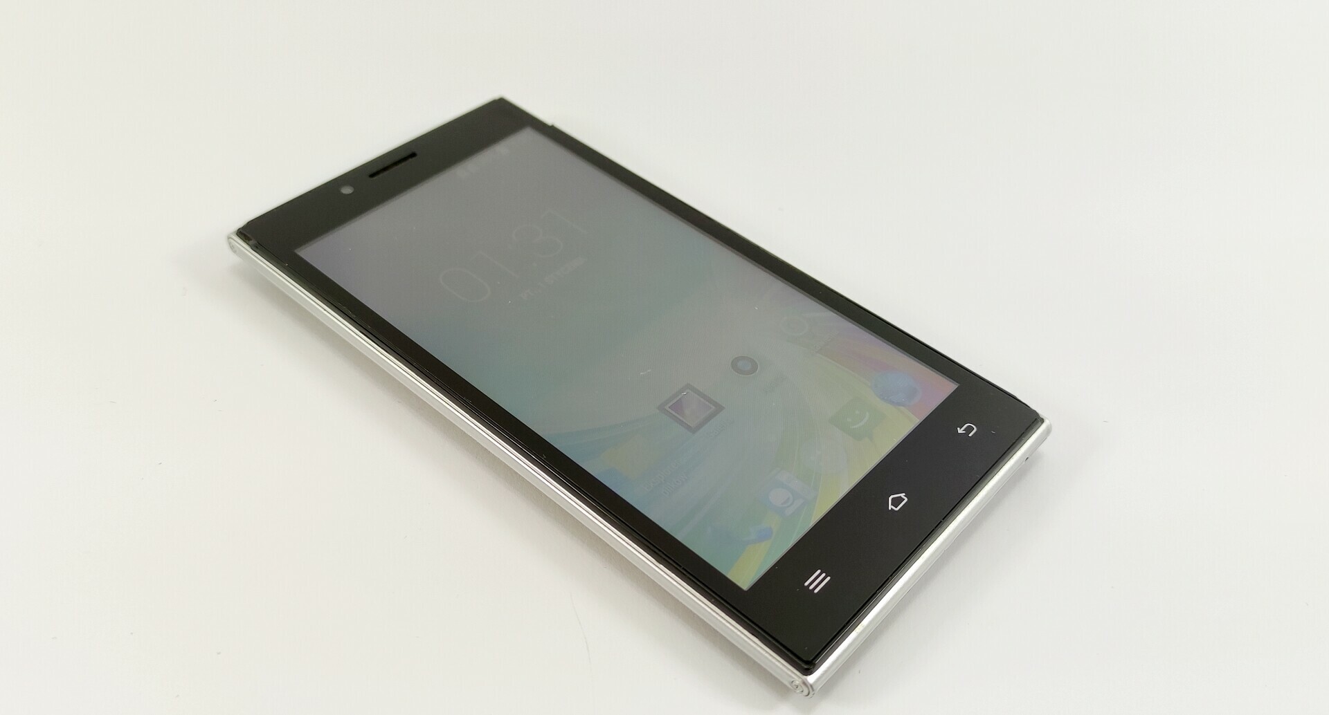 telefon-q-smart-mb5012-kazda-siec-stan-uszkodzony