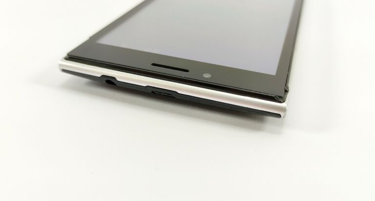 TELEFON Q-SMART MB5012 KAŻDA SIEĆ