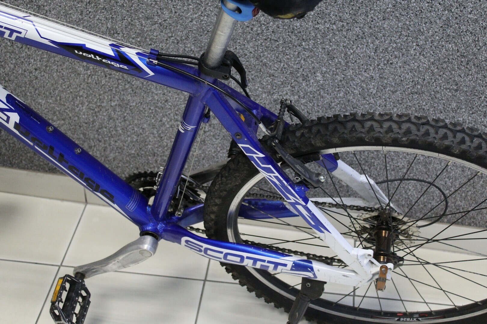 rower-gorski-scott-voltage-yz-3-kolor-wielokolorowy