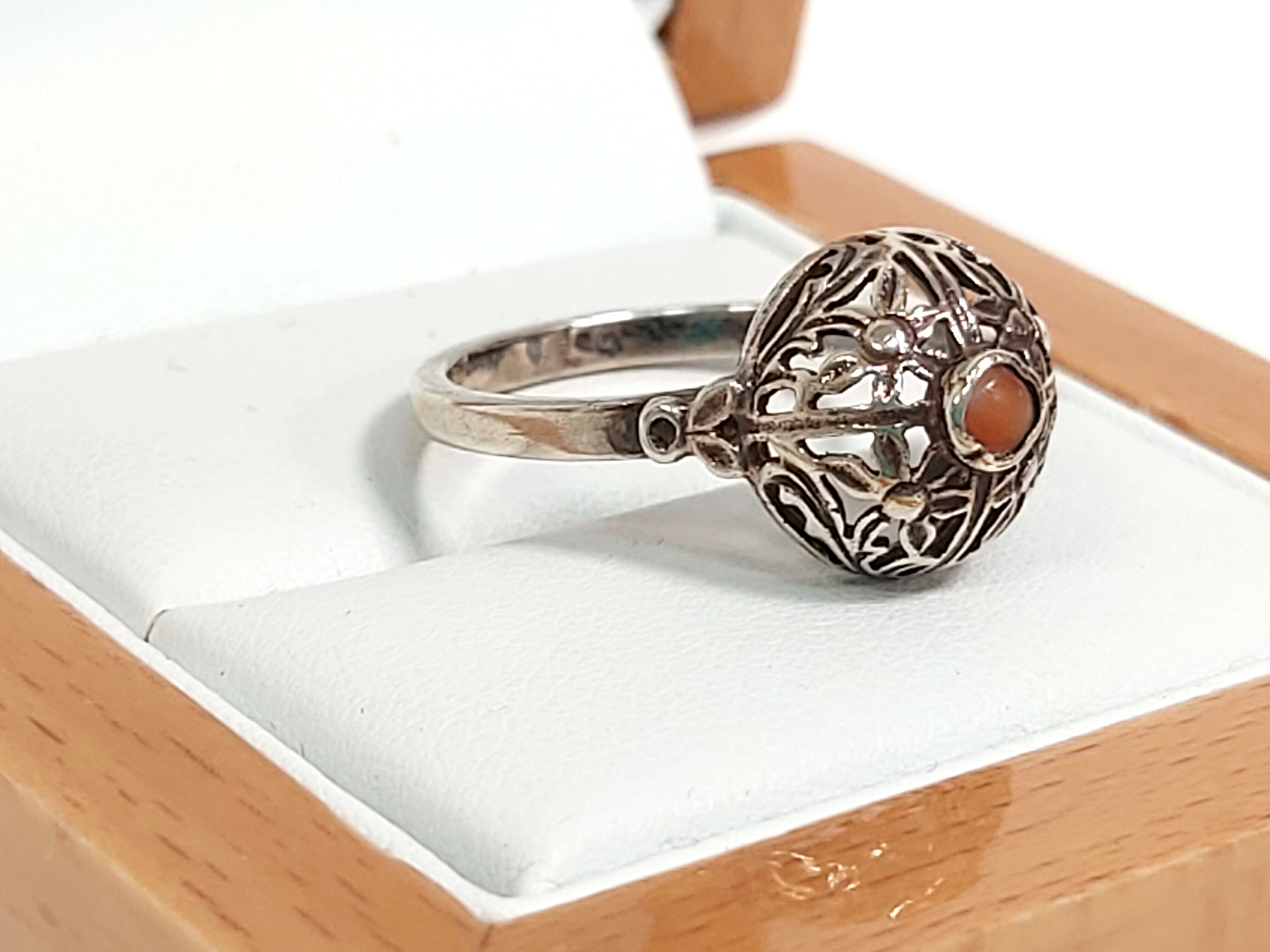 pierscionek-warmet-szarotka-z-koralem-262g-pr92-kamien-koral