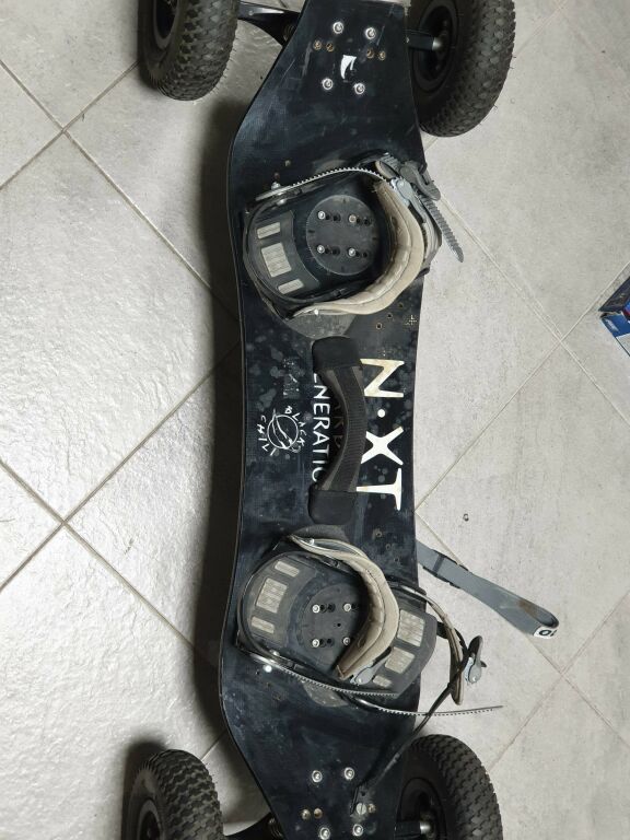 MOUNTAINBOARD N XT BLACK CHILI