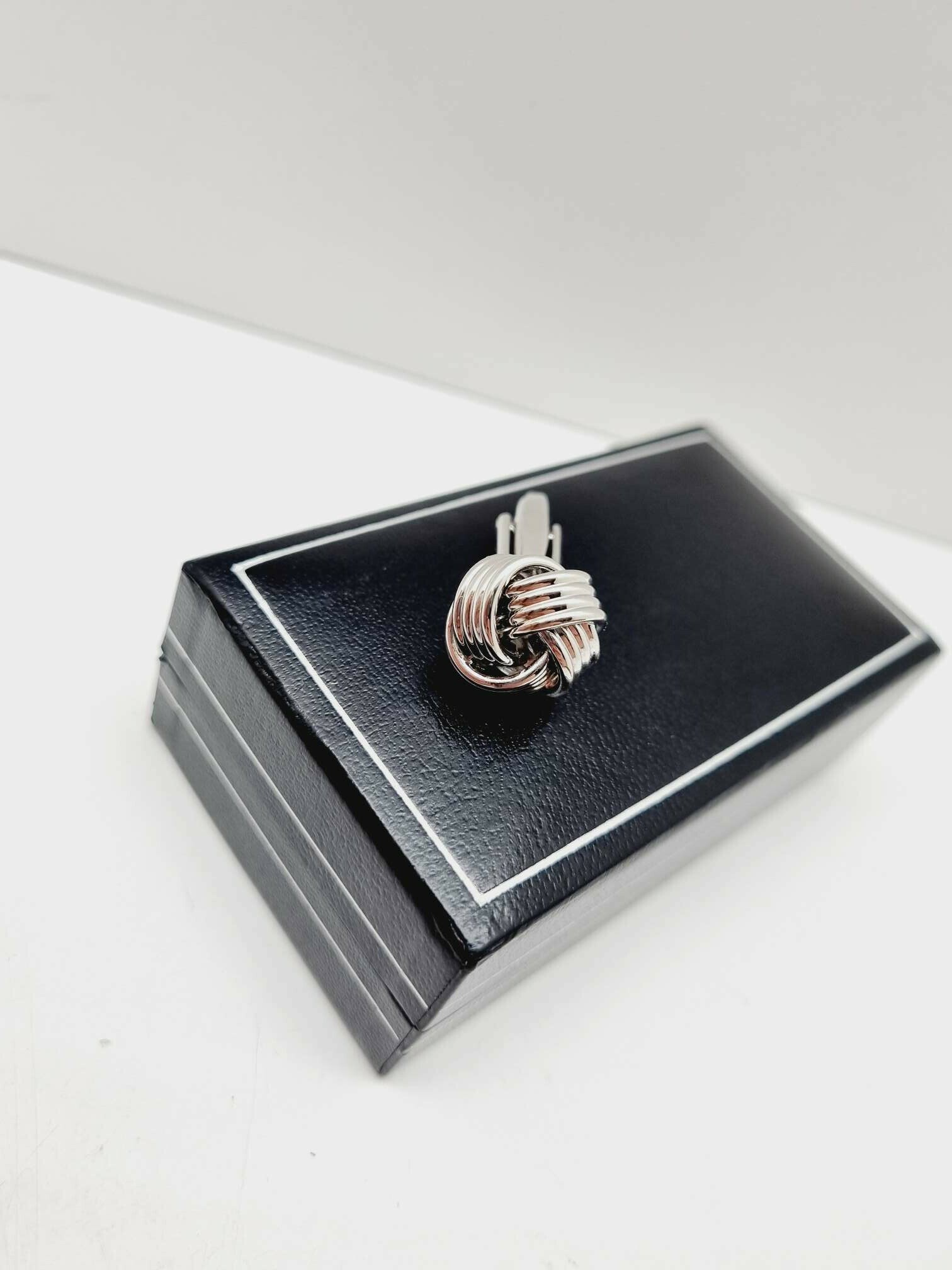 lindenmann-spinki-do-mankietow-z-efektem-plecionk-marka-inna-marka