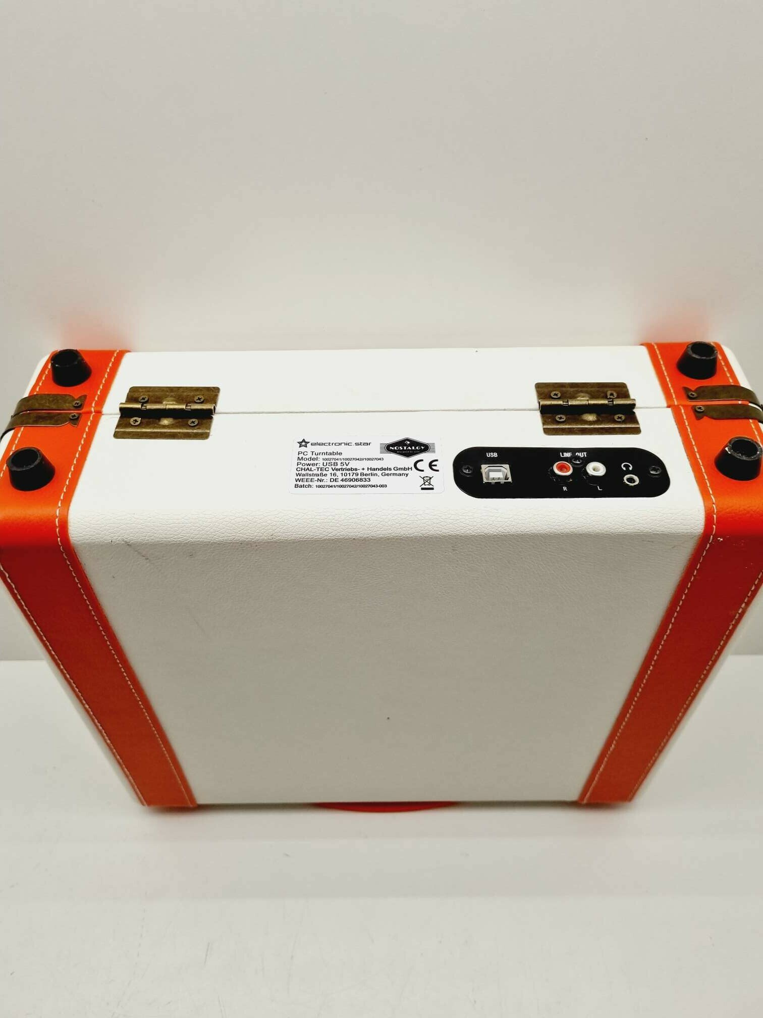 gramofon-auna-nostalgy-w-walizce-typ-wkladki-brak-informacji