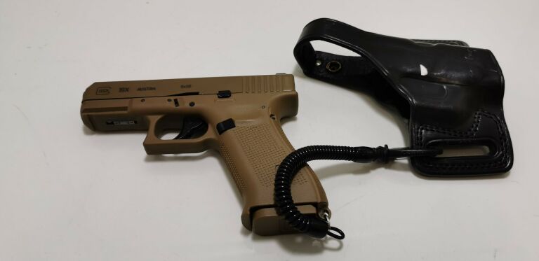 UMAREX PISTOLET GBB GLOCK 19X CO2 COYOTE (2.6435)