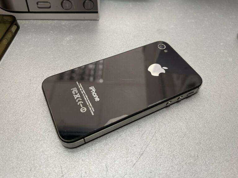 TELEFON IPHONE 4S