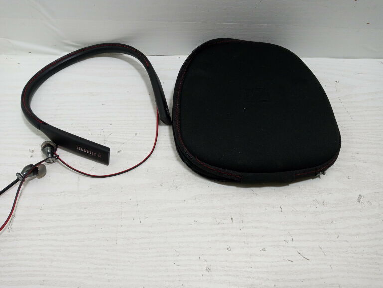 SŁUCHAWKI DOUSZNE SENNHEISER MOMENTUM M2 IEBT