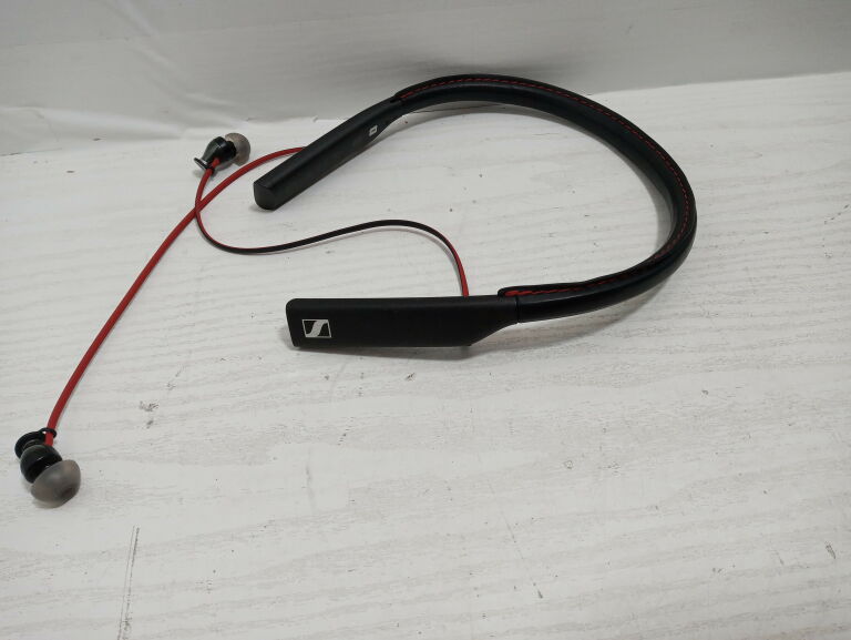 SŁUCHAWKI DOUSZNE SENNHEISER MOMENTUM M2 IEBT