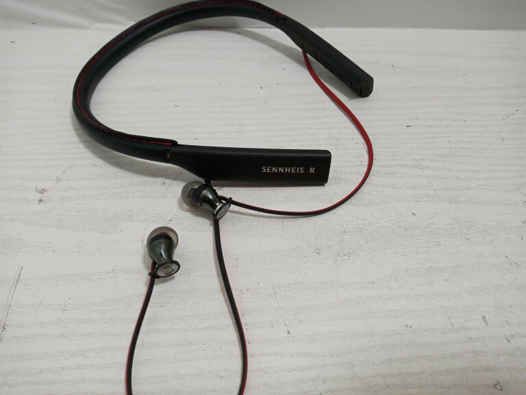 SŁUCHAWKI DOUSZNE SENNHEISER MOMENTUM M2 IEBT
