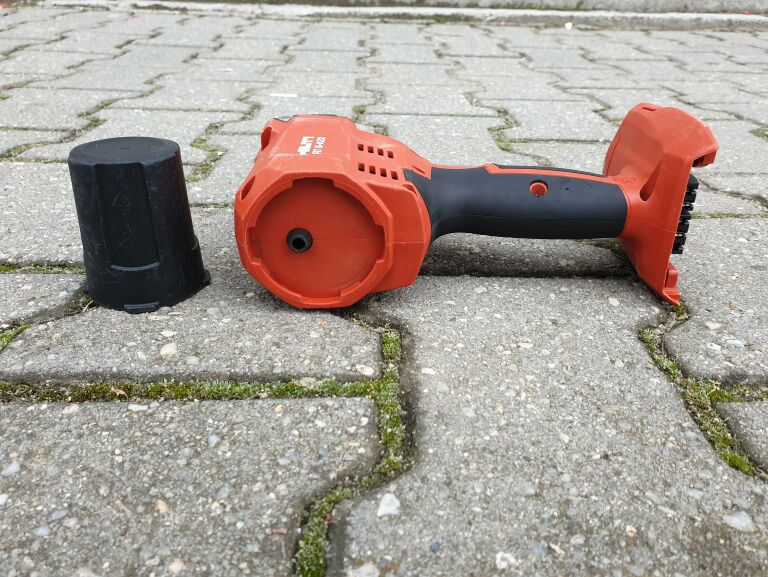 NITOWNICA HILTI RT 6-A22 STAN BDB