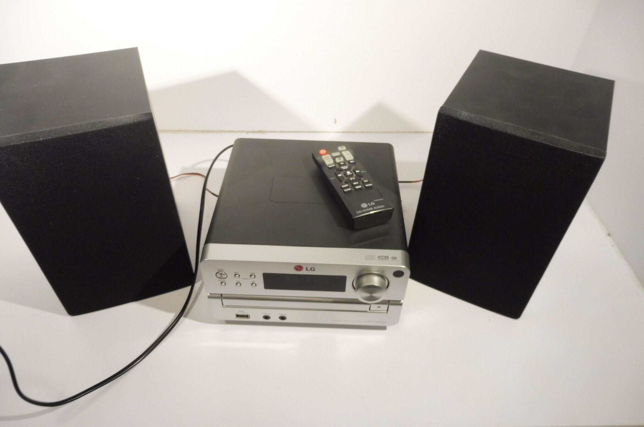 mini-wieza-lg-cm1930-pilot-janowicza-3-olsztyn