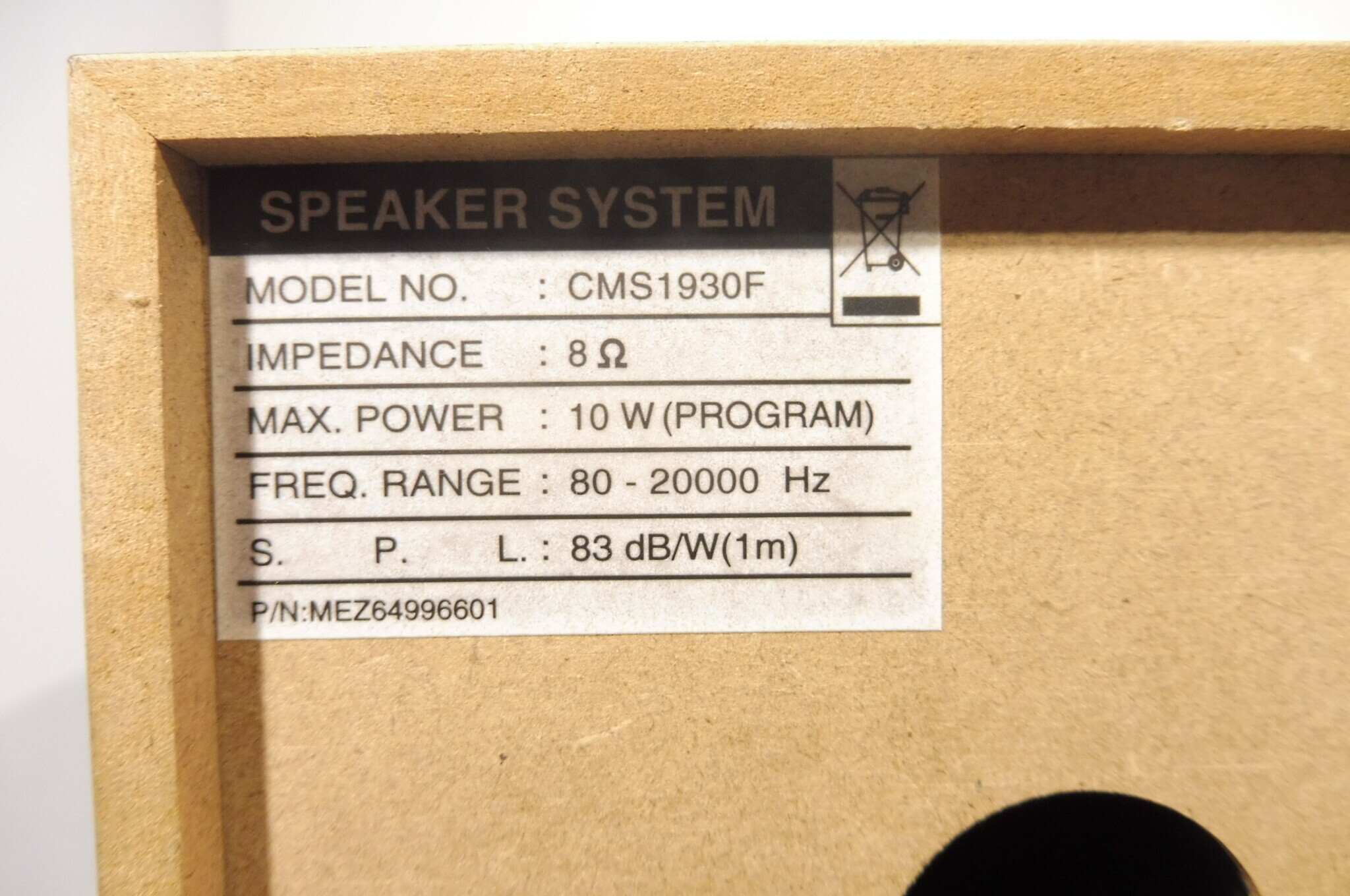 mini-wieza-lg-cm1930-pilot-kolor-srebrny