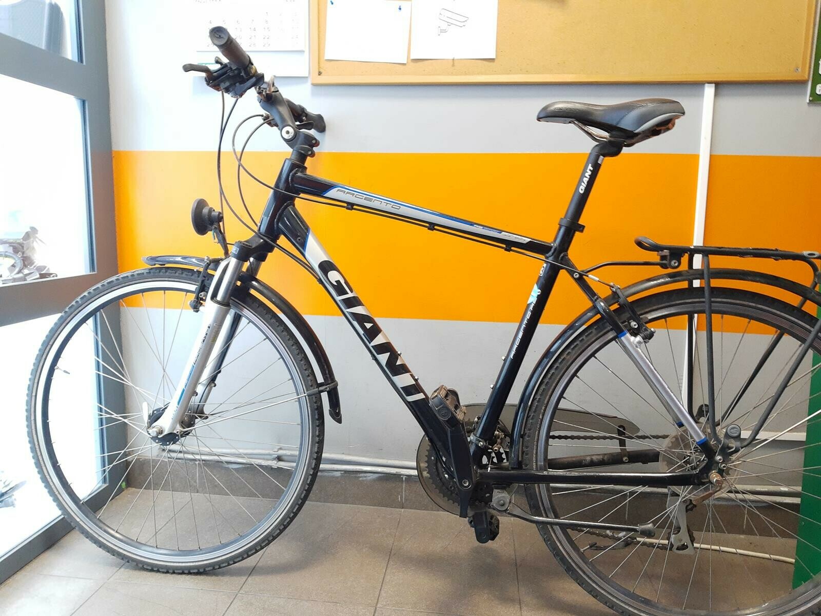 rower-trekkingowy-meski-giant-argento-rs-3-stan-uzywany