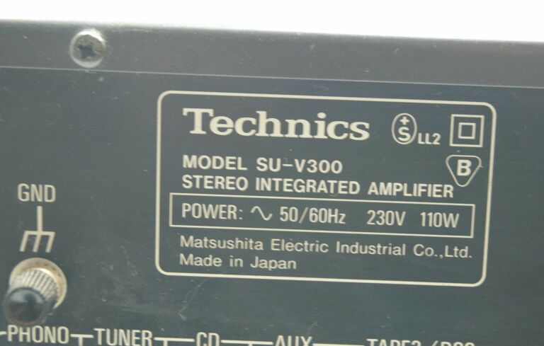SUPER WZMACNIACZ STEREO TECHNICS SU-V300