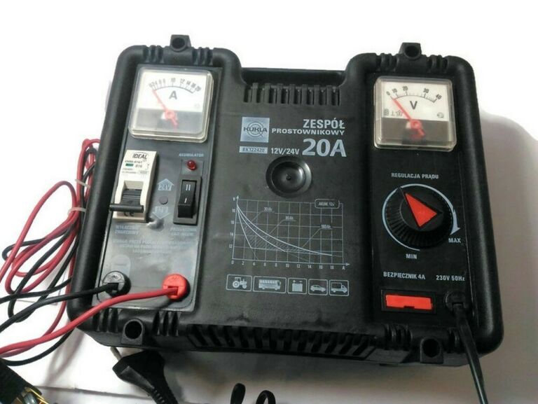 PROSTOWNIK ŁADOWARKA KUKLA 12V/24V 20A BK122420