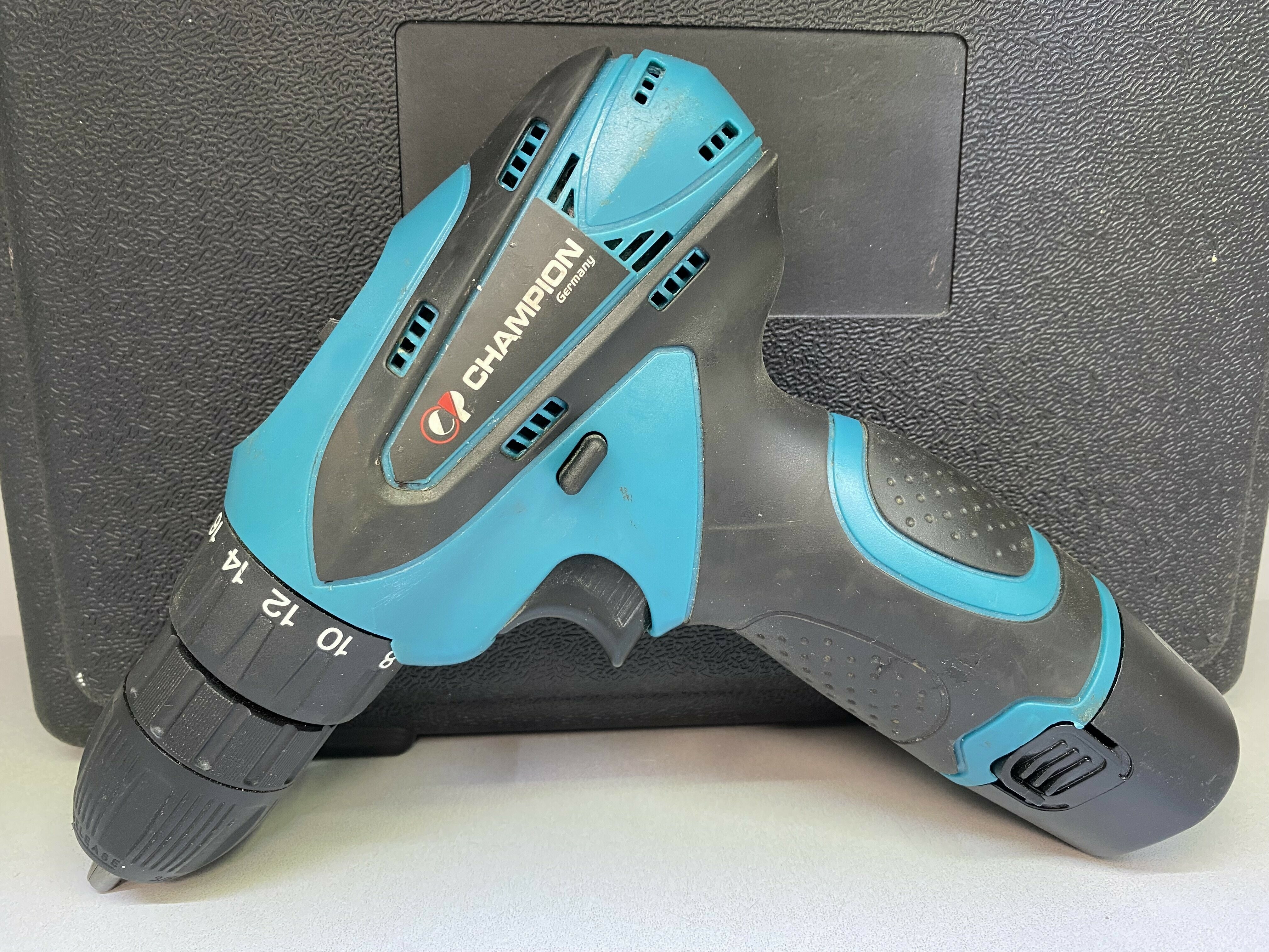 wkretarka-champion-cp-1515-super-zestaw-napiecie-v-18-v