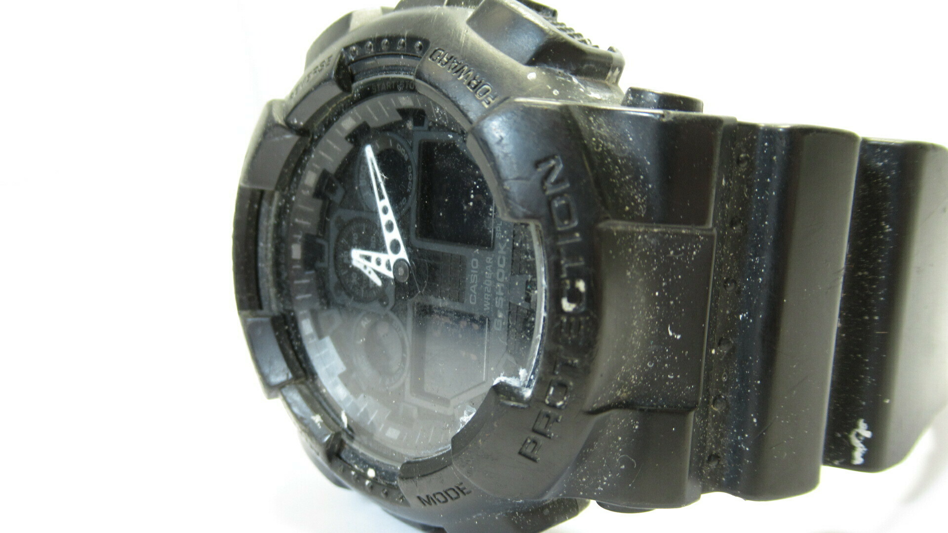zegarek-casio-g-shock-ga-100-typ-nareczny