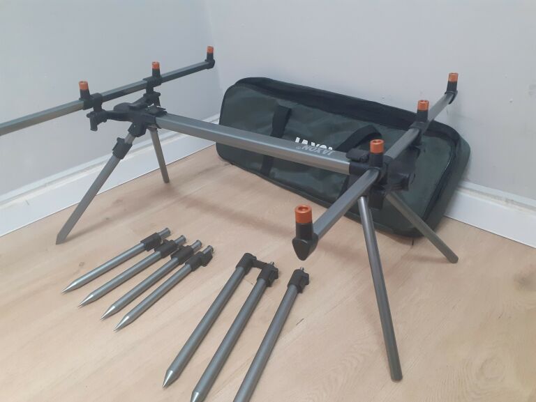 stanowisko-karpiowe-jaxon-stojak-rod-pod-product-id