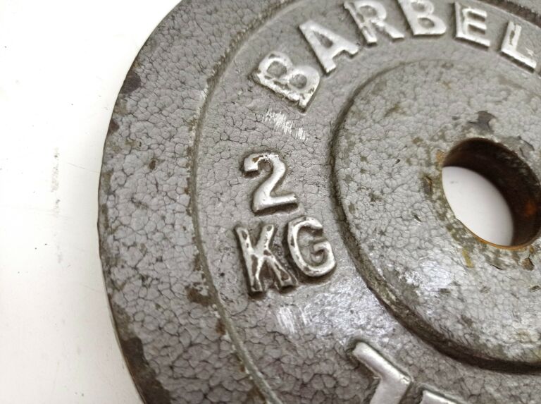 OBCIĄŻENIE ŻELIWNE BARBELL 2X2 KG