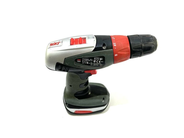 wkretarka-skil-1003-18v-walizka-zasilanie-akumulatorowe